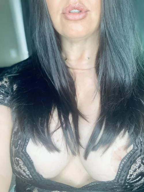 Just lil’ ol’ me stopping by to say hi! by hotlipsandtits