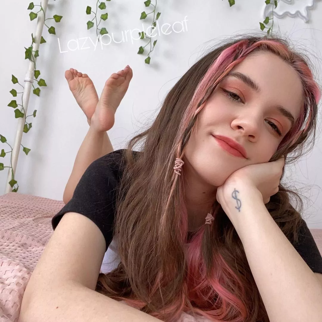 Just look at that sunny face 🥰💖 posted by lazypurpleleaf