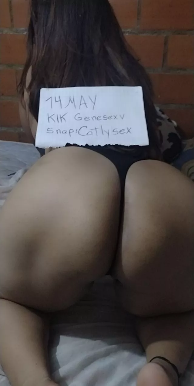 Just look at this cute ass teen😋 I will be your company and make you cum and happy❤️[SELLING]Nudes/Videos/Live sexting session❤️ 💌Kik/genesv 💌 Snapchat /catlysexve 😈 posted by genegenesv