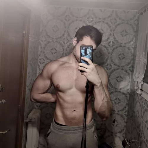 Just Me, I will post nude ♥️(M)(25) by tatoel