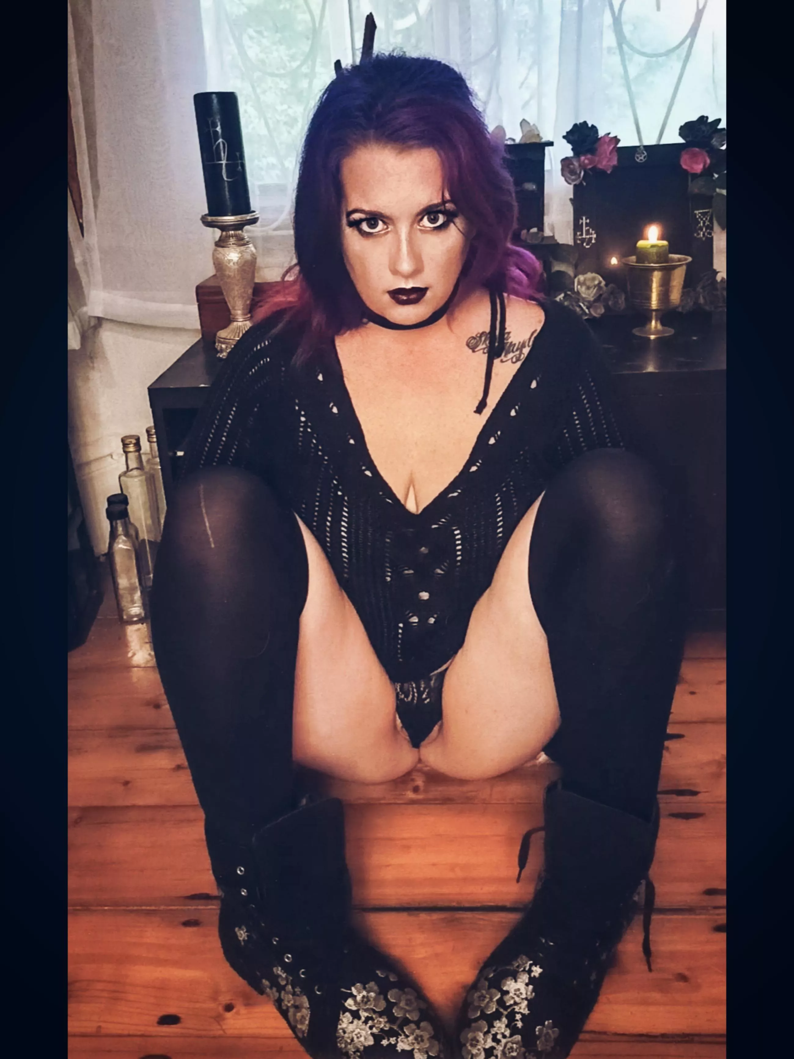 Just move the panties to the side posted by Kitty_D