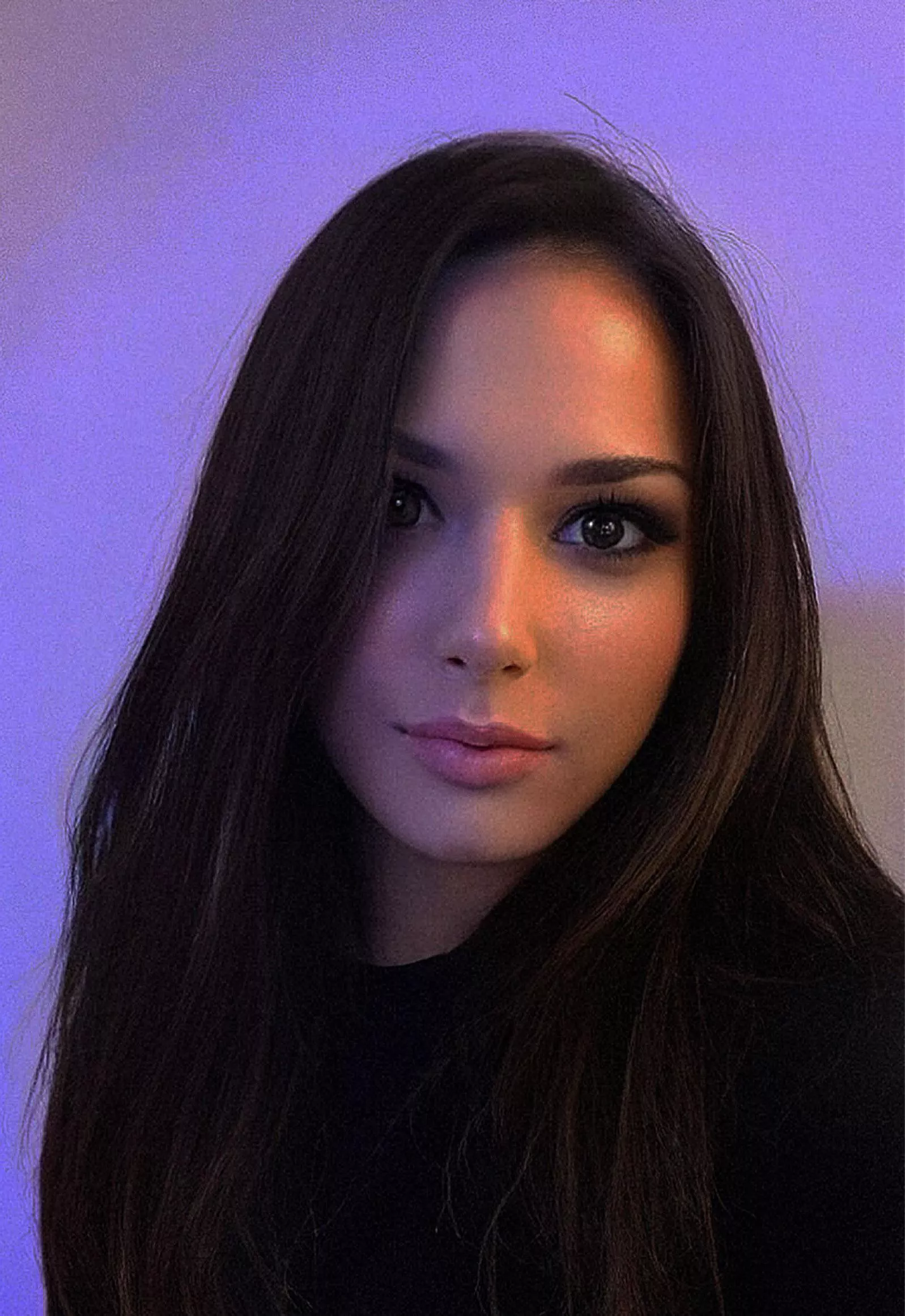 Just my ugly face before going out ! Hope you all have a yeehaw weekend 🥰 posted by digitalnerium