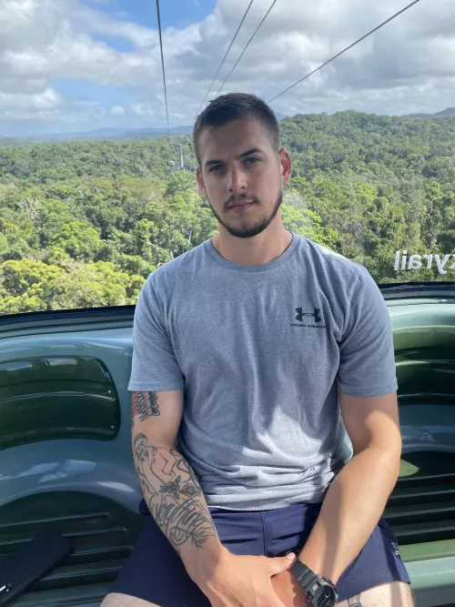 Just over a rainforest by radriggg