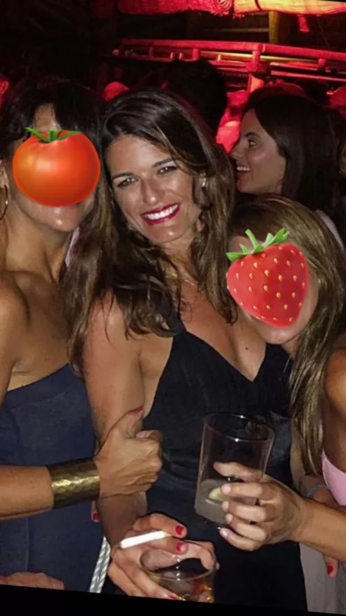 Just passing by! Be gentle 😅 by LauraF84