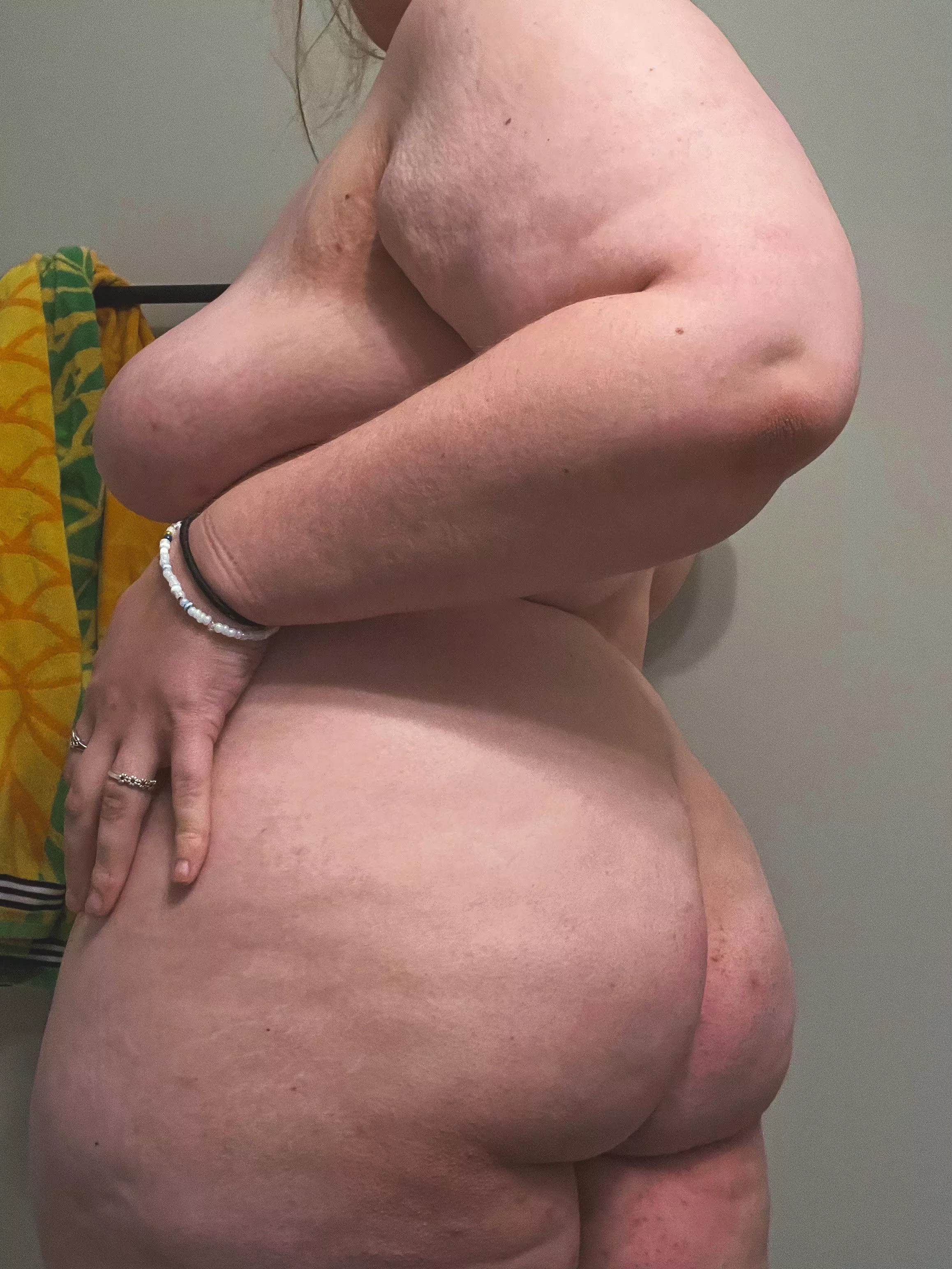 just posted a new sex tape, you know where to look😉 posted by switchitupkayla