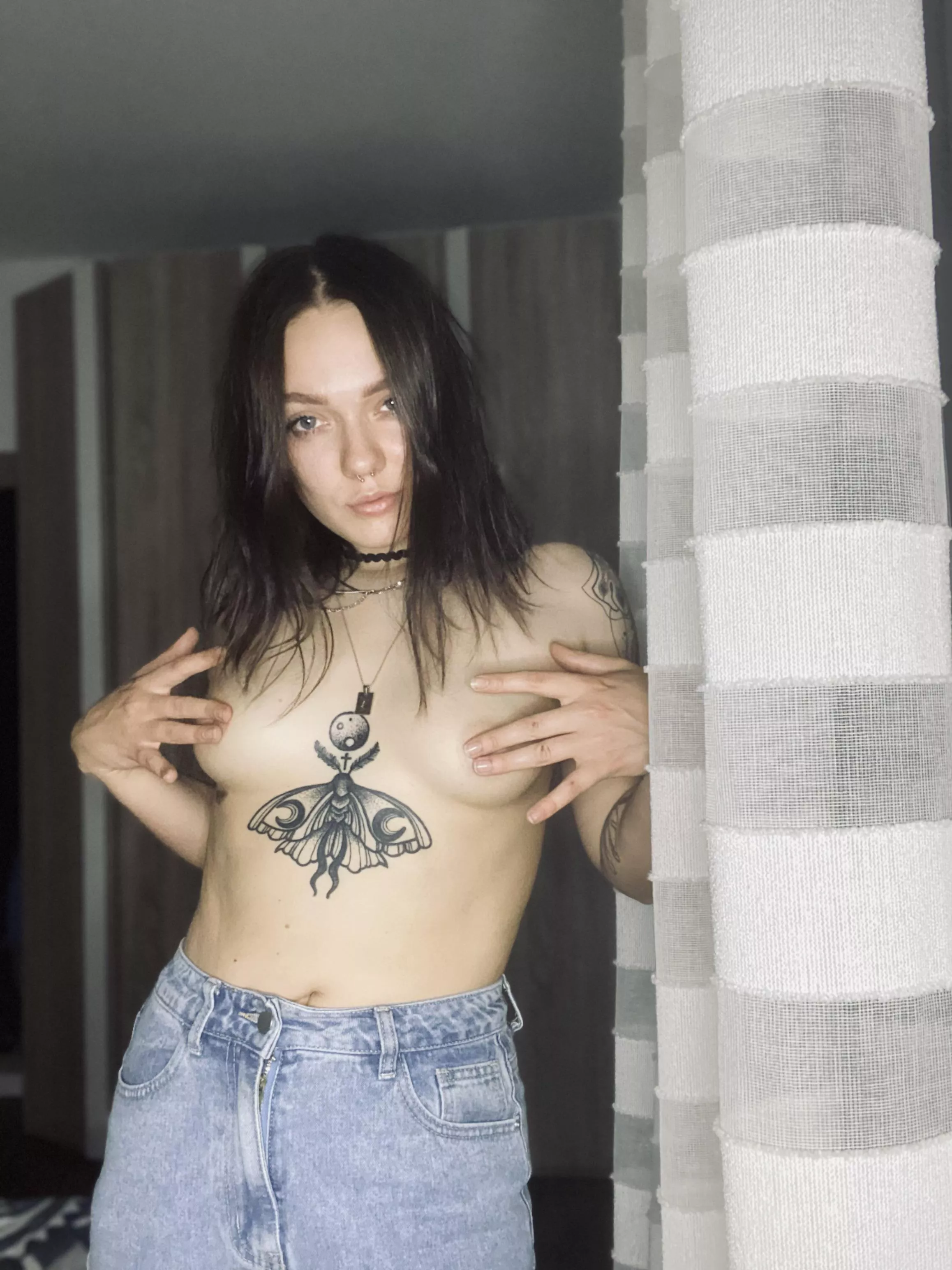 just showing 🌸 posted by Asiaexp