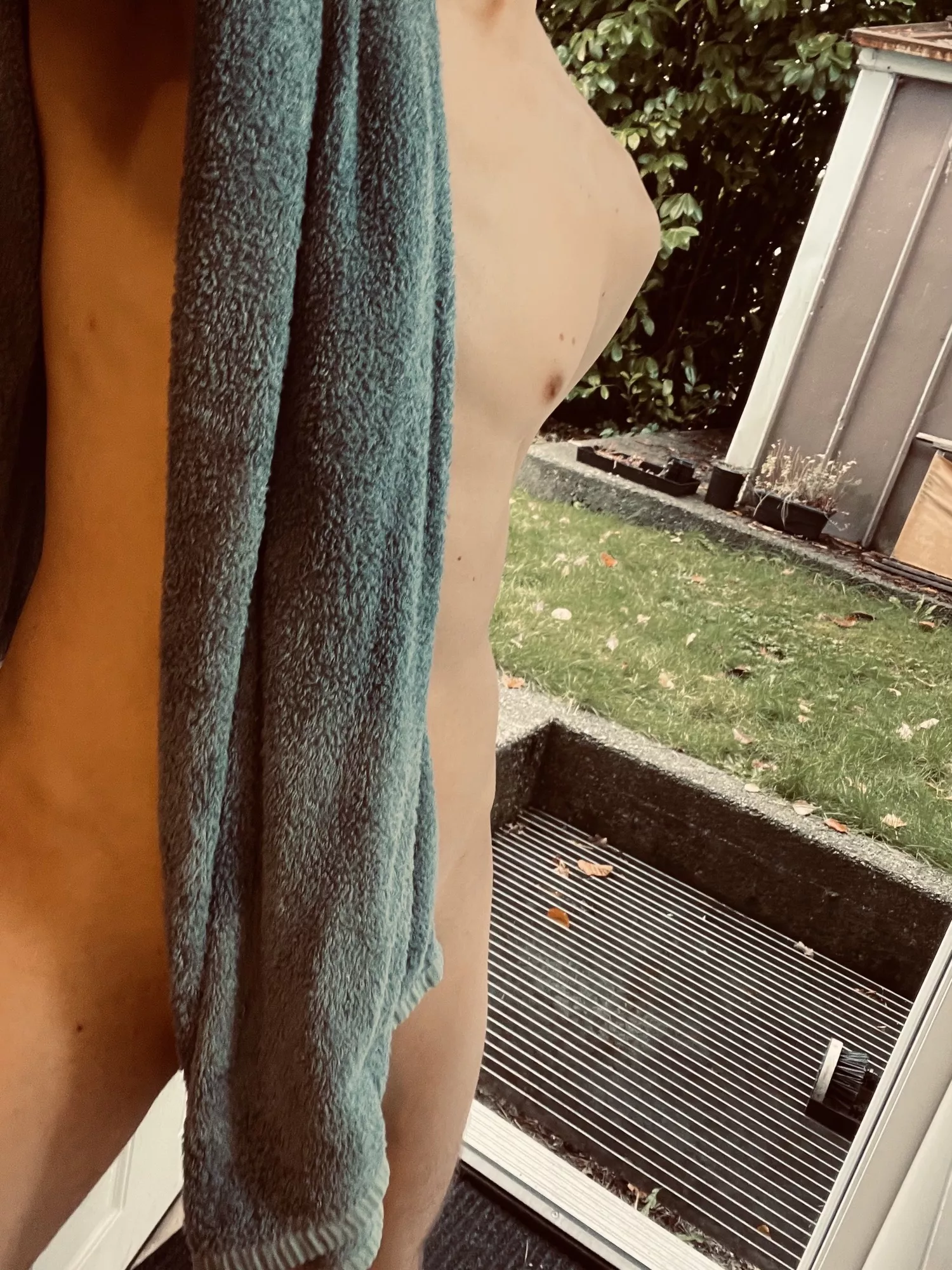 Just starting to get into tanning weather 😎 posted by Unique-Zebra