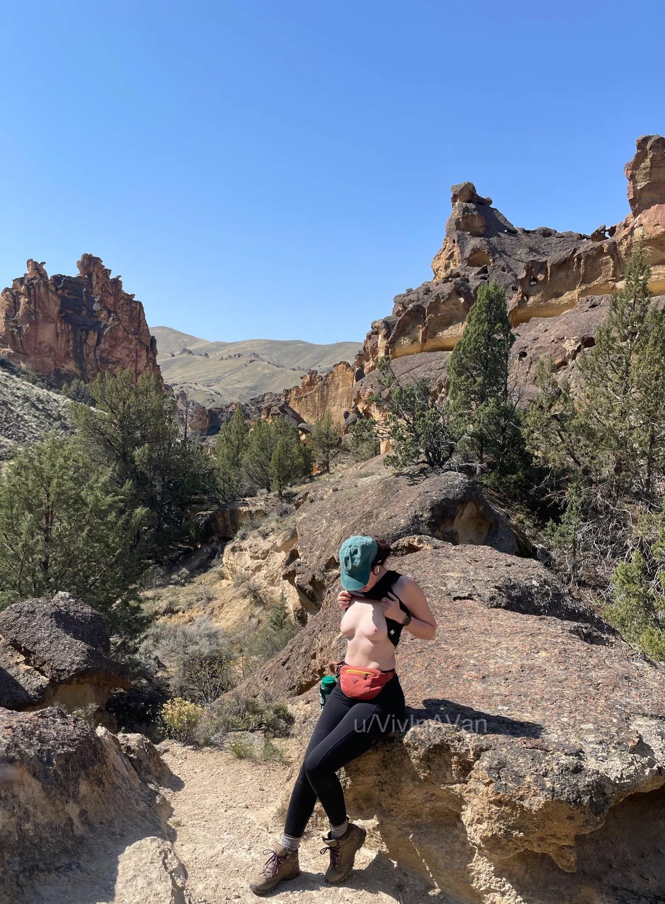 Just trying to add to the scenery posted by VivInAVan