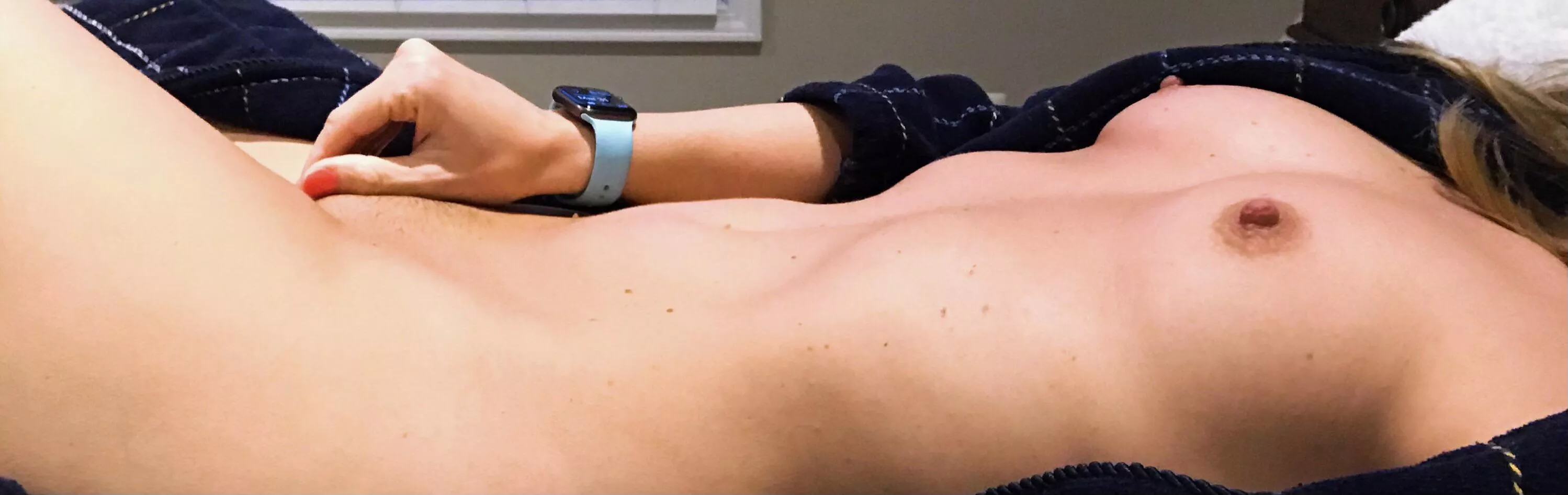 Just trying to warm up!!! Little chilly 🥶 posted by volley8815