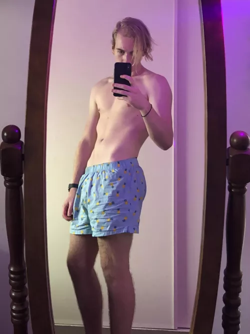 Just turned 18, wanna see more? by vincinci