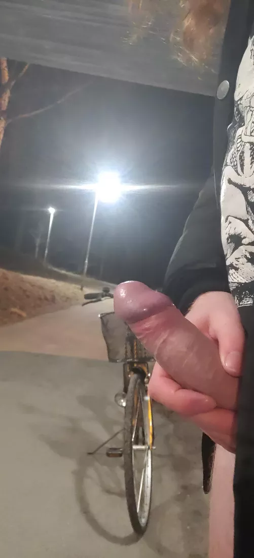 Just waiting for someone to find me :) by belial369