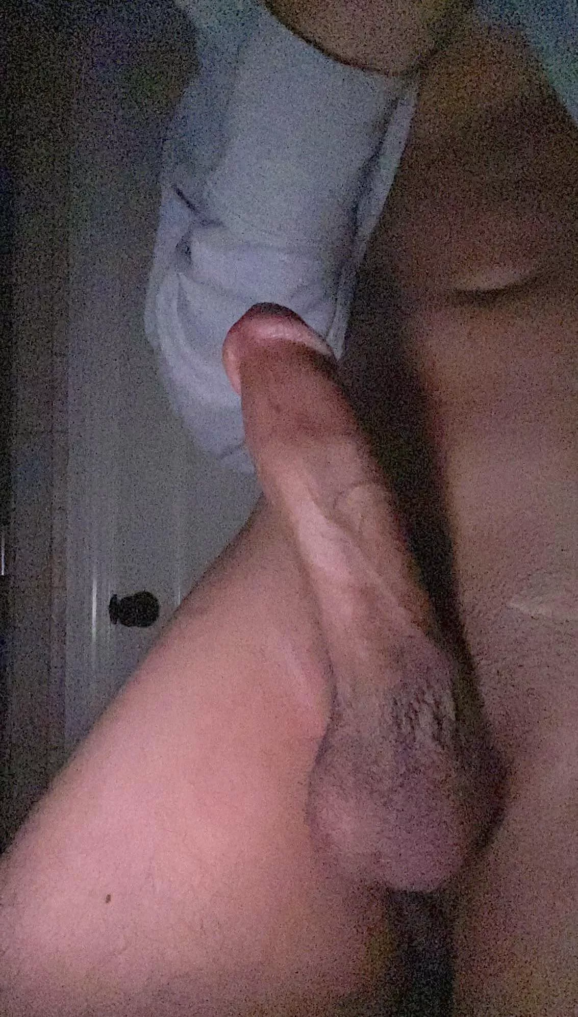 just wanted to give a shoutout to this sub :) being able to come out as bi and feel comfortable showing myself off in that way has been one of the best things to happen to me this year <3 posted by Person12345600