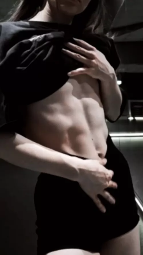 Just wanted to show you my abs, that's it (f) by simmibea