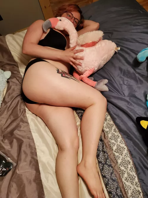 Just wanting some snuggles by Yukiko_Rae