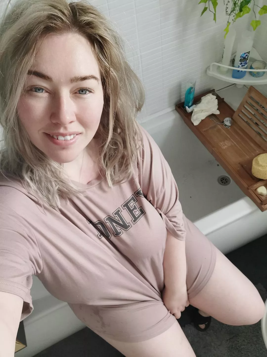 just woke up, bed head 💕 posted by HexKestrel