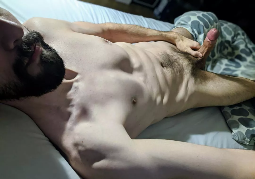 Just your average tall, skinny guy posted by lessthanthirteen