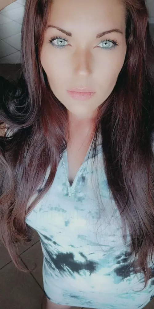 Just your favorite MILF 🥰 by PlatformBeautiful809