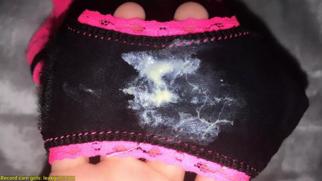 jy creamy panties after a long day ♡ posted by Admirable-Design4713