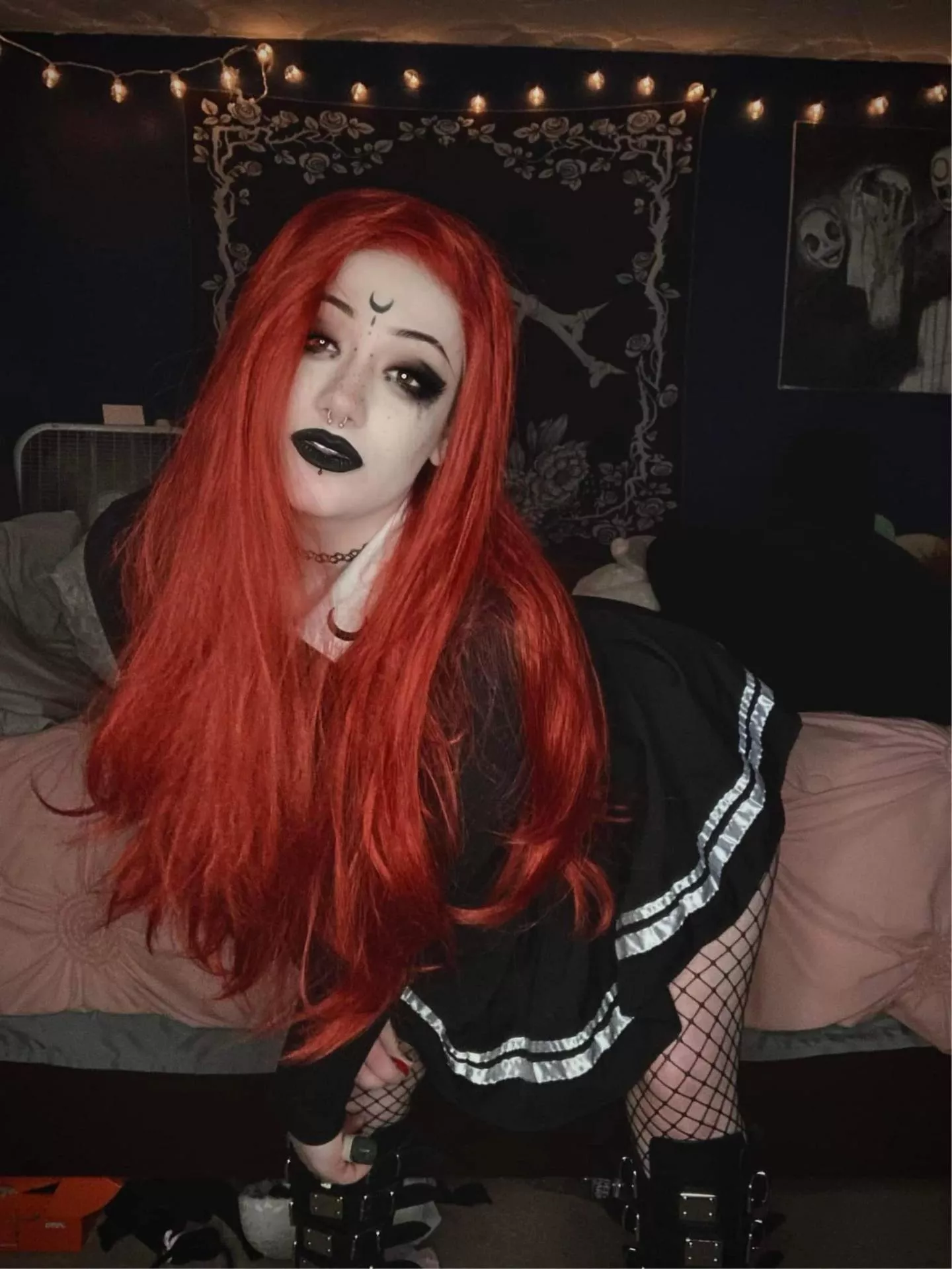 Kaayyyyy but lets appreciate Milfs with Neon Hair pls thnx 💕 posted by opalm00nluna