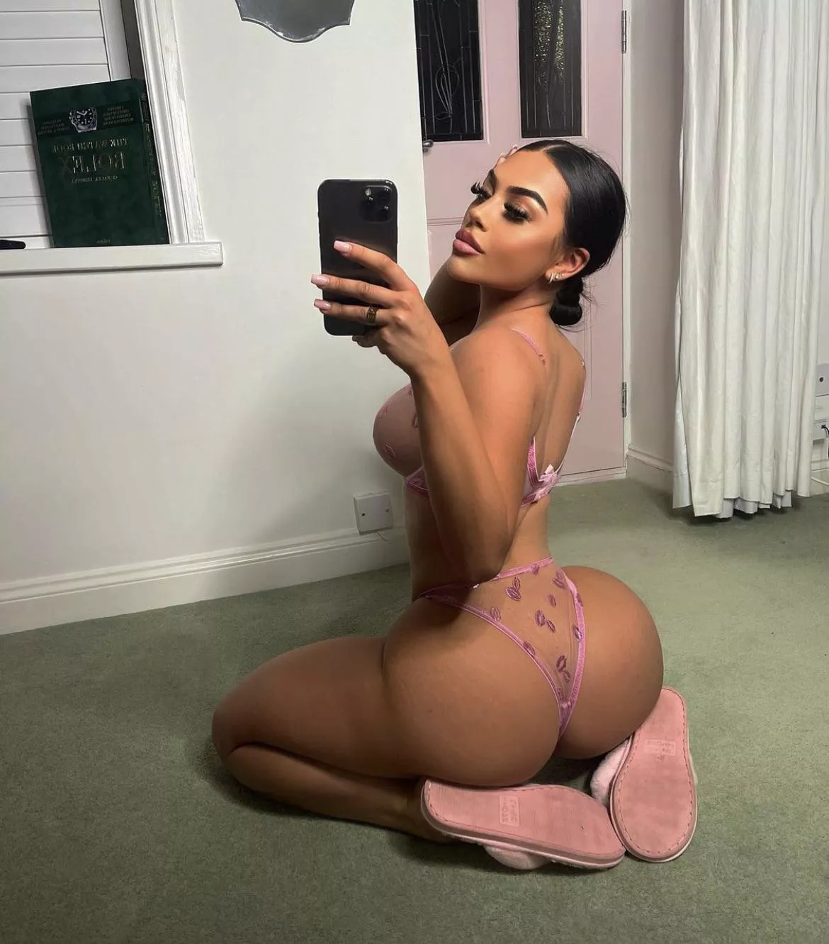 Kate posted by Healthy_Throat_9251