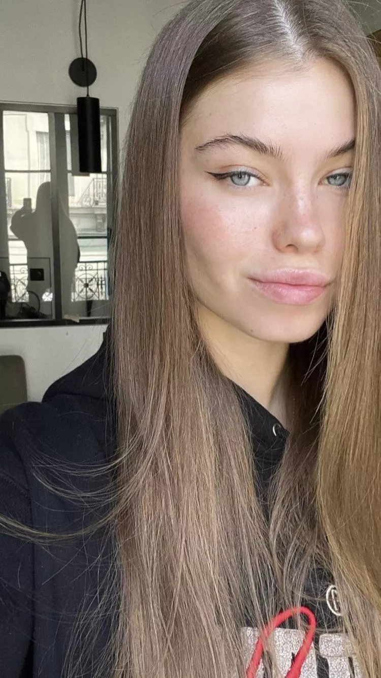 Kate Li posted by Imperial-in-New-York