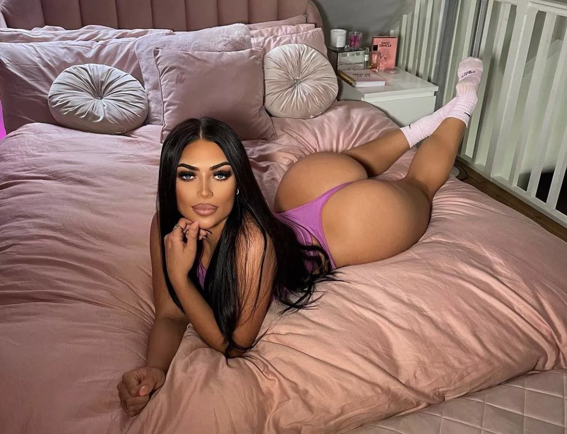 Kate posted by Healthy_Throat_9251