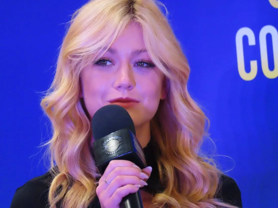 Katherine McNamara posted by Rednaxela117