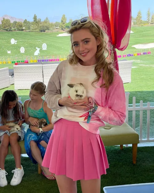 Kathryn Newton by GlamMetalLion