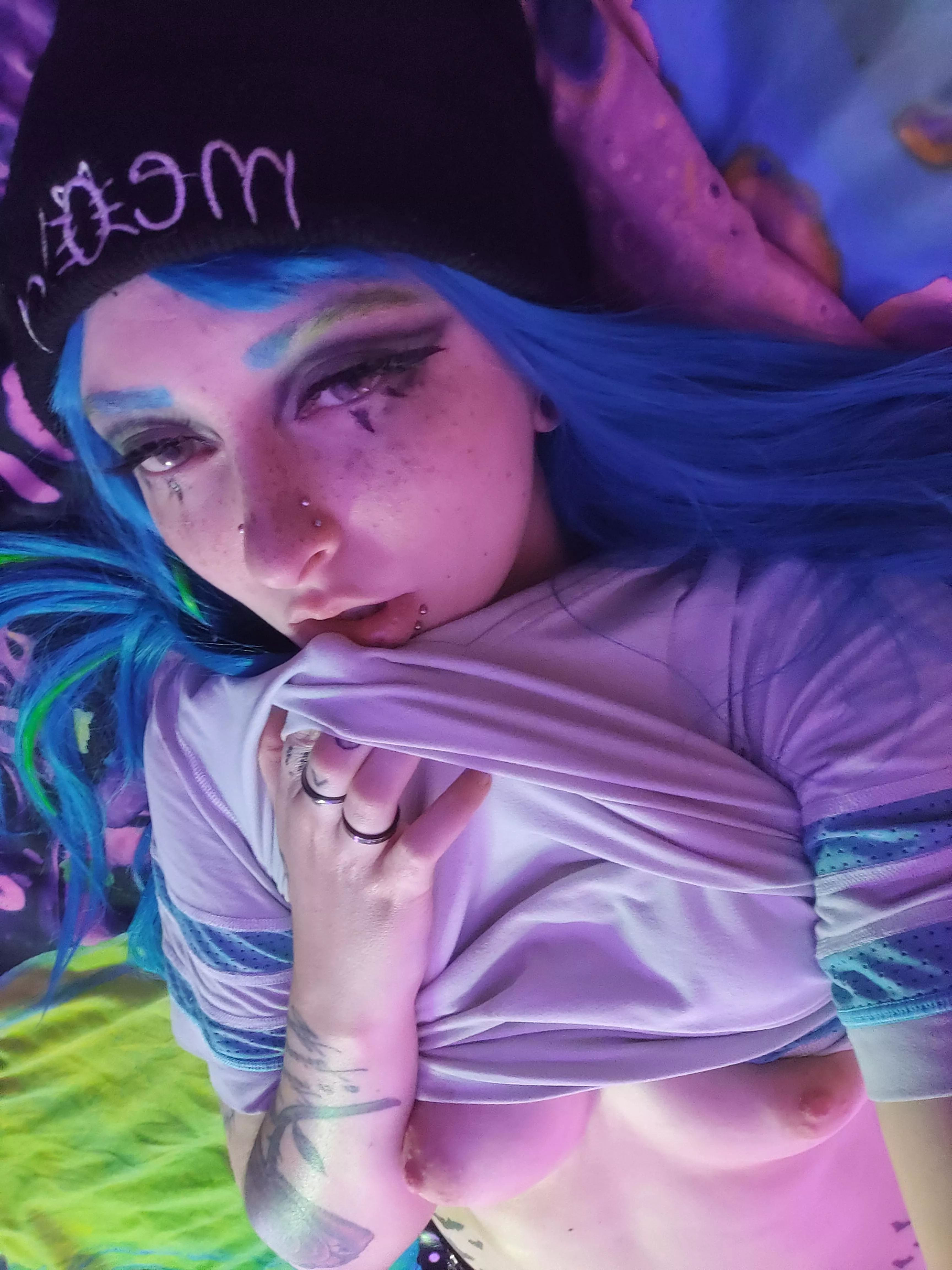 Keep on and your eyes are going to get stuck like that 😏 posted by xdream_scapex