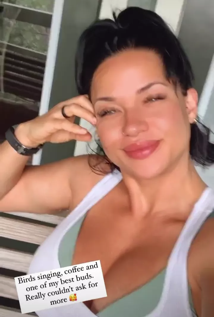 keep smiling .. posted by apachegffg