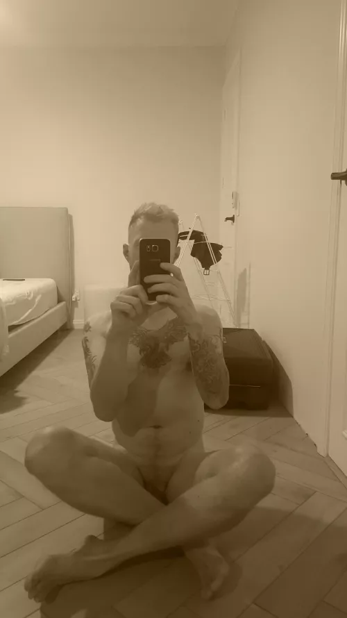 Keeping it hidden for once by -enigma--