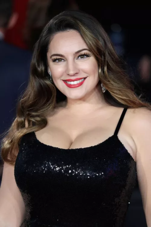 Kelly Brook (2017) by mickienelson14