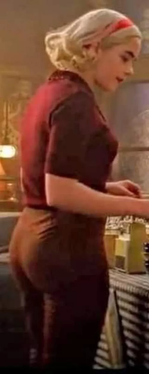 Kiernan Shipka by mes05