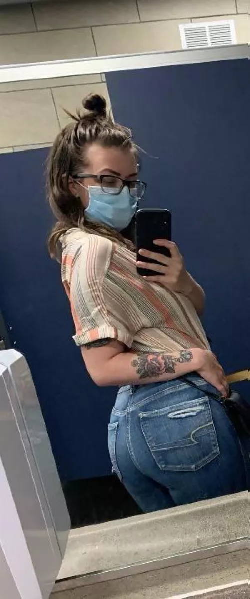 Kik sexyusgf123 if youve tribbed or own my slut by ussexygf