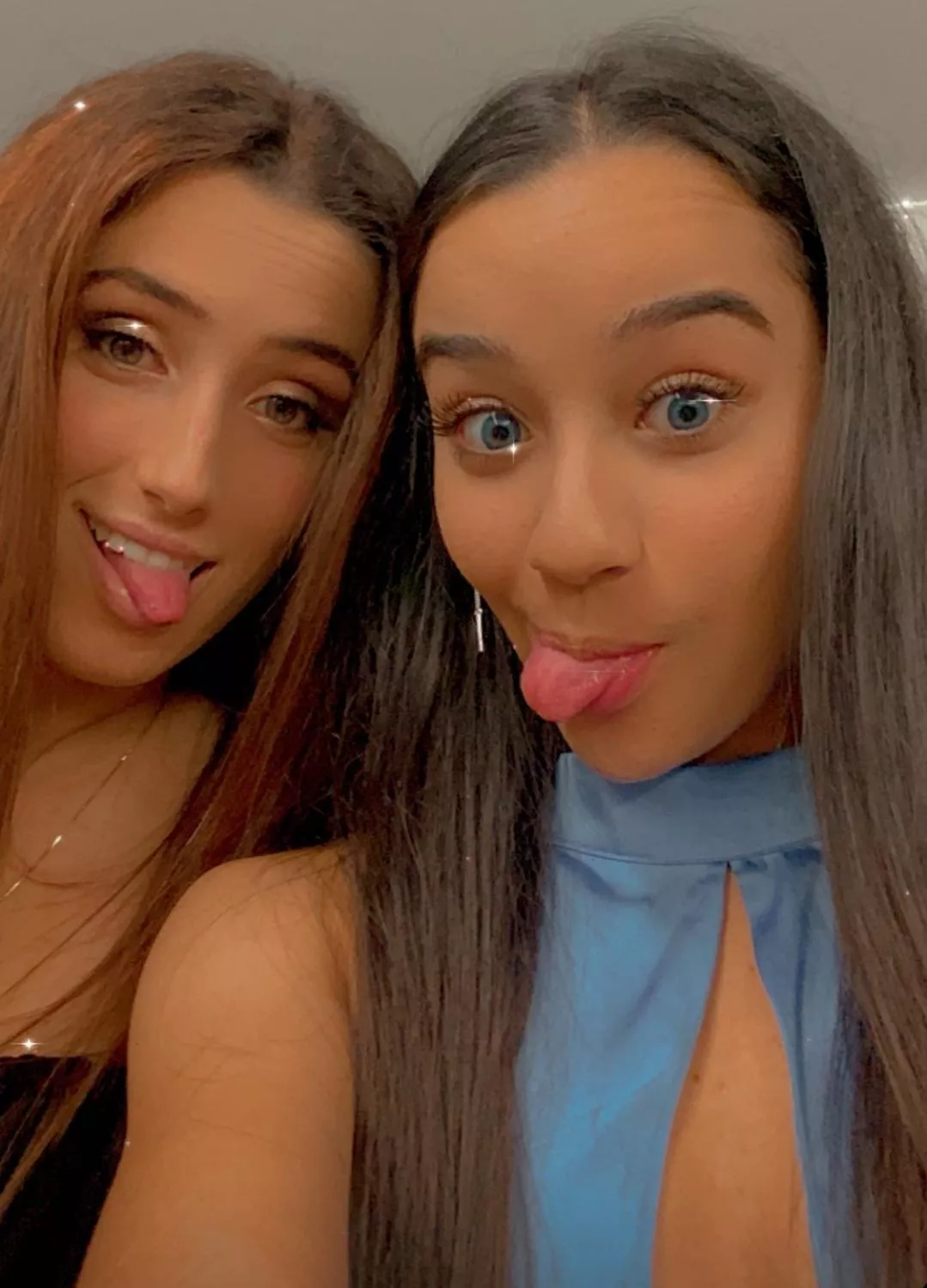 Kik: Tara_k31 😘, tribute which one of us you want to fuck more 😉18F,18F posted by Its_snazy