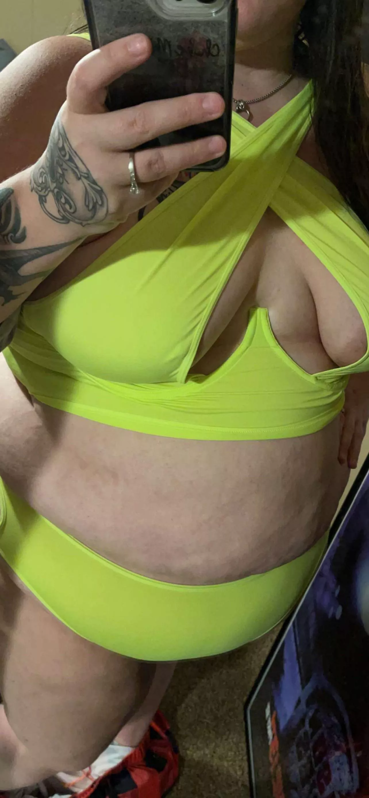 Kind of shy, first time poster here 🙈 posted by Southern_Captain_801