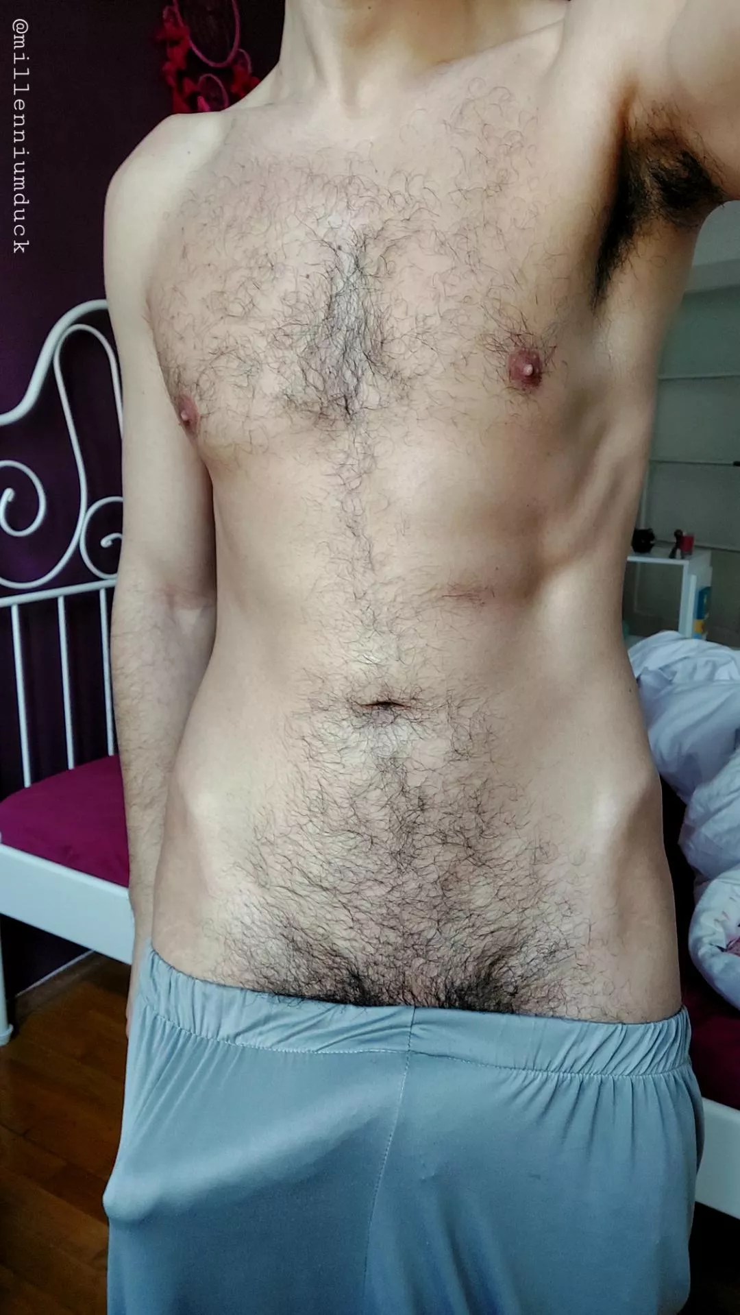 Kinda bulging.. 😈 posted by Millennium_Duck