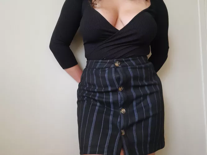 kinda covered up... kinda not [f] by daphnethedryad