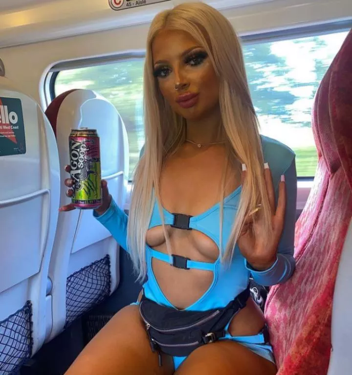 Kirsten posted by corruptusextremis