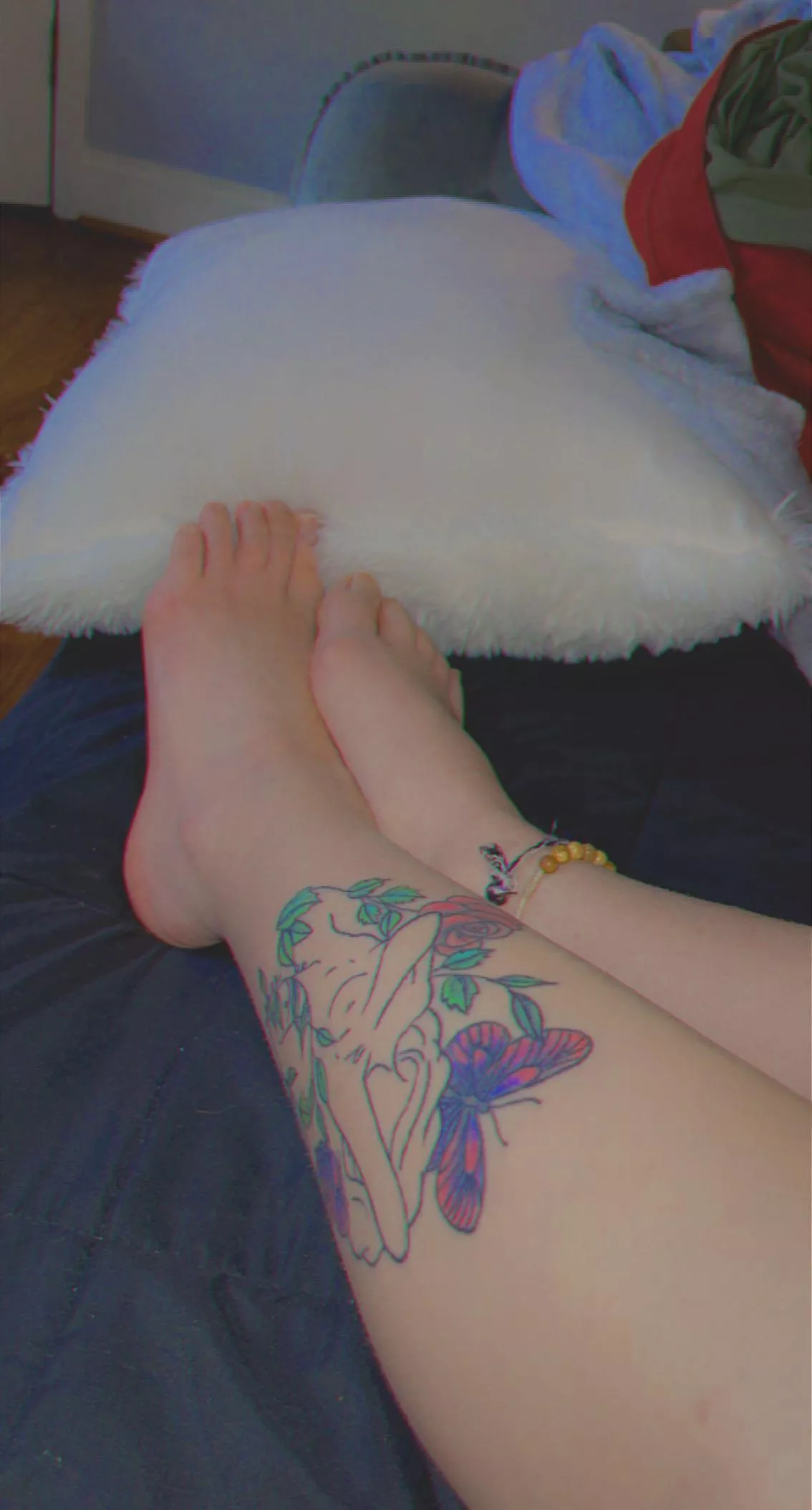 Kiss em 💋 posted by imjust-18