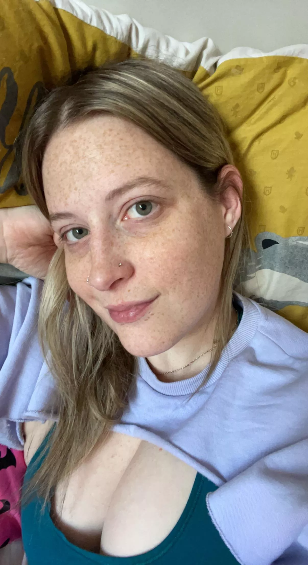 Kiss kiss posted by kendraliveincolour