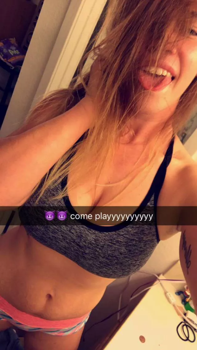 Kiss me, I'm Irish or whatever🍀 posted by _casxo