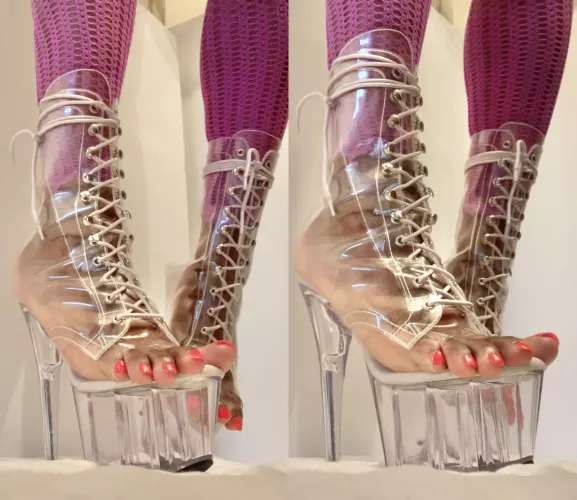 Kiss my heels and toes by tgirlshayla