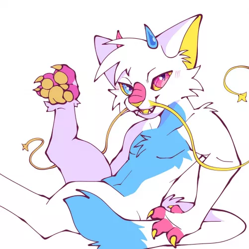 kitty too big for frame by catchungie