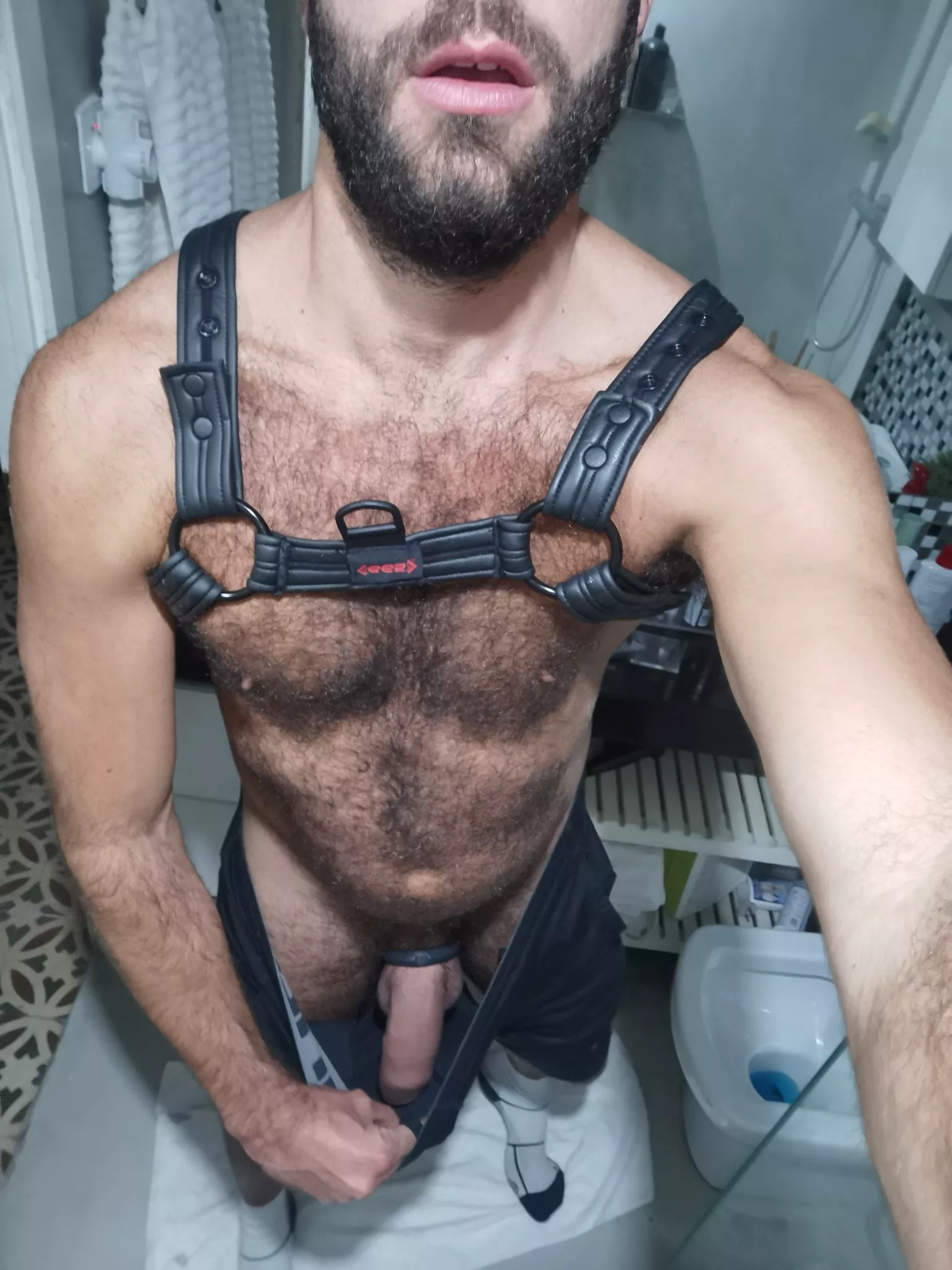 kneel before me 🍆💪 posted by Enough-Rest7787