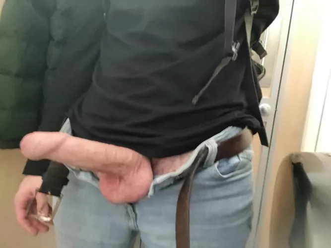 kneel down by prettyboyhung