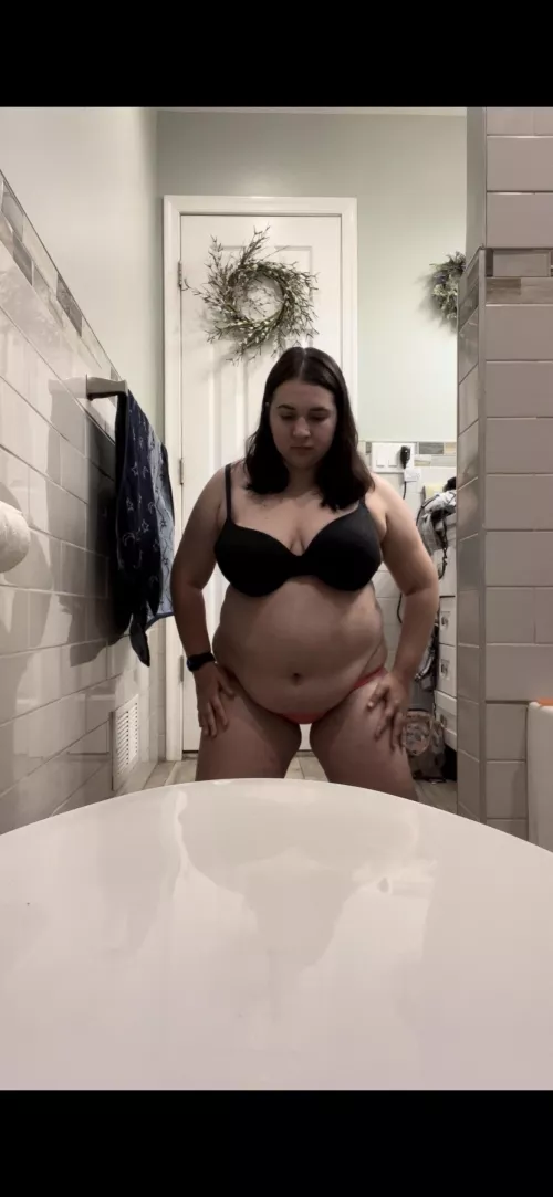 Kneeling by ZaraGainer