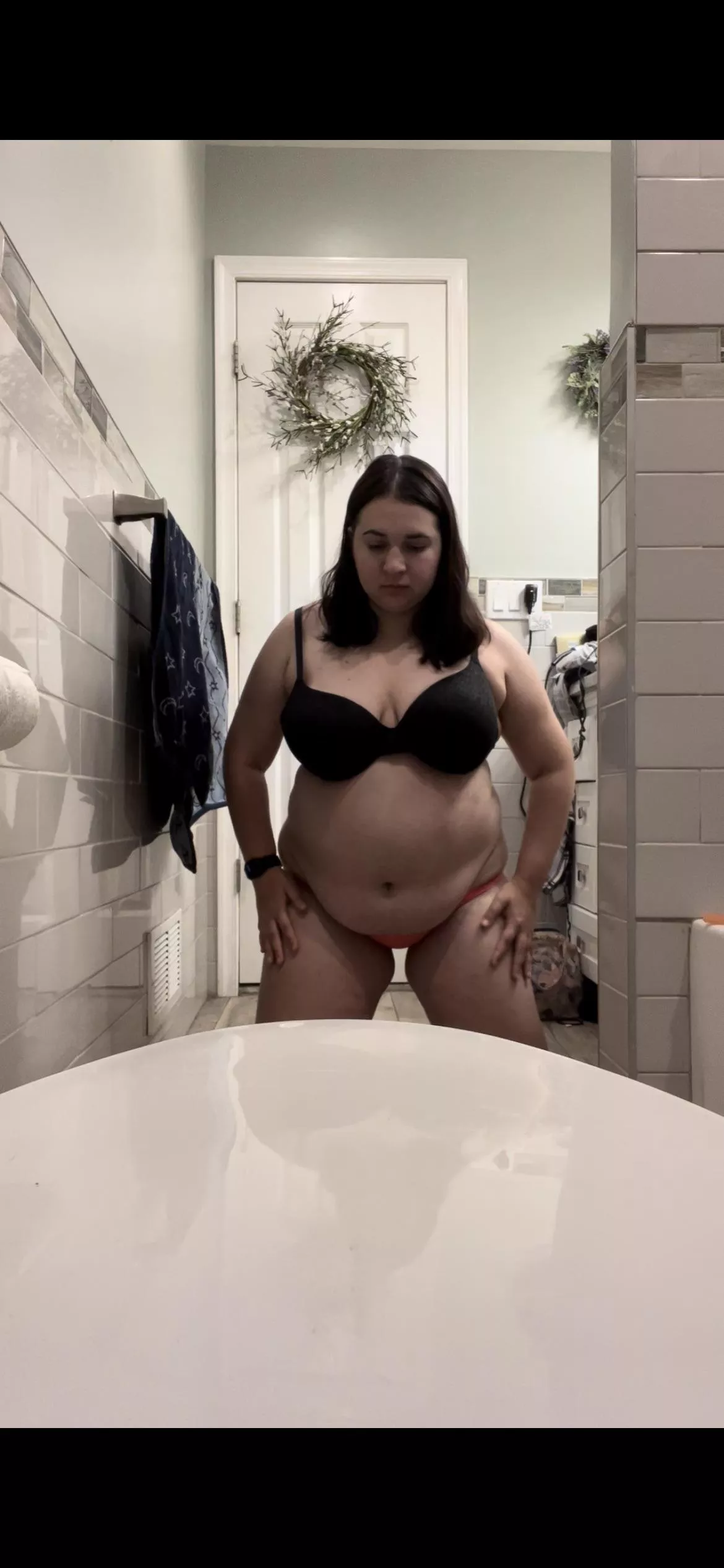 Kneeling posted by ZaraGainer