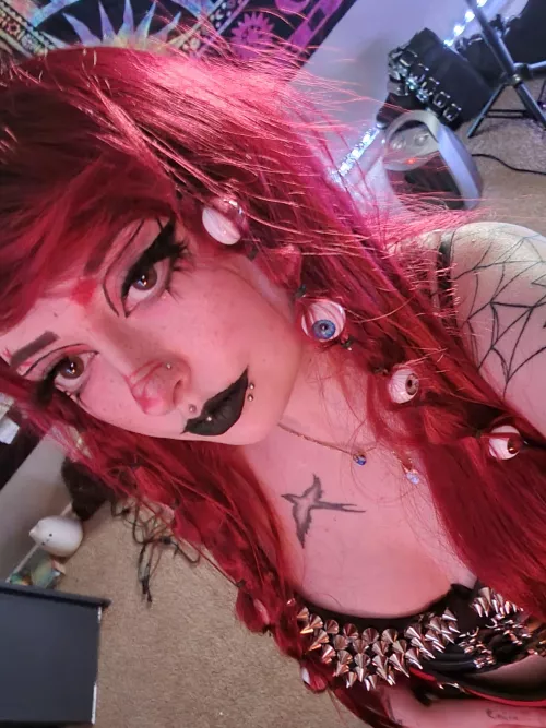 knock first and I might let you in 🥴 by xdream_scapex