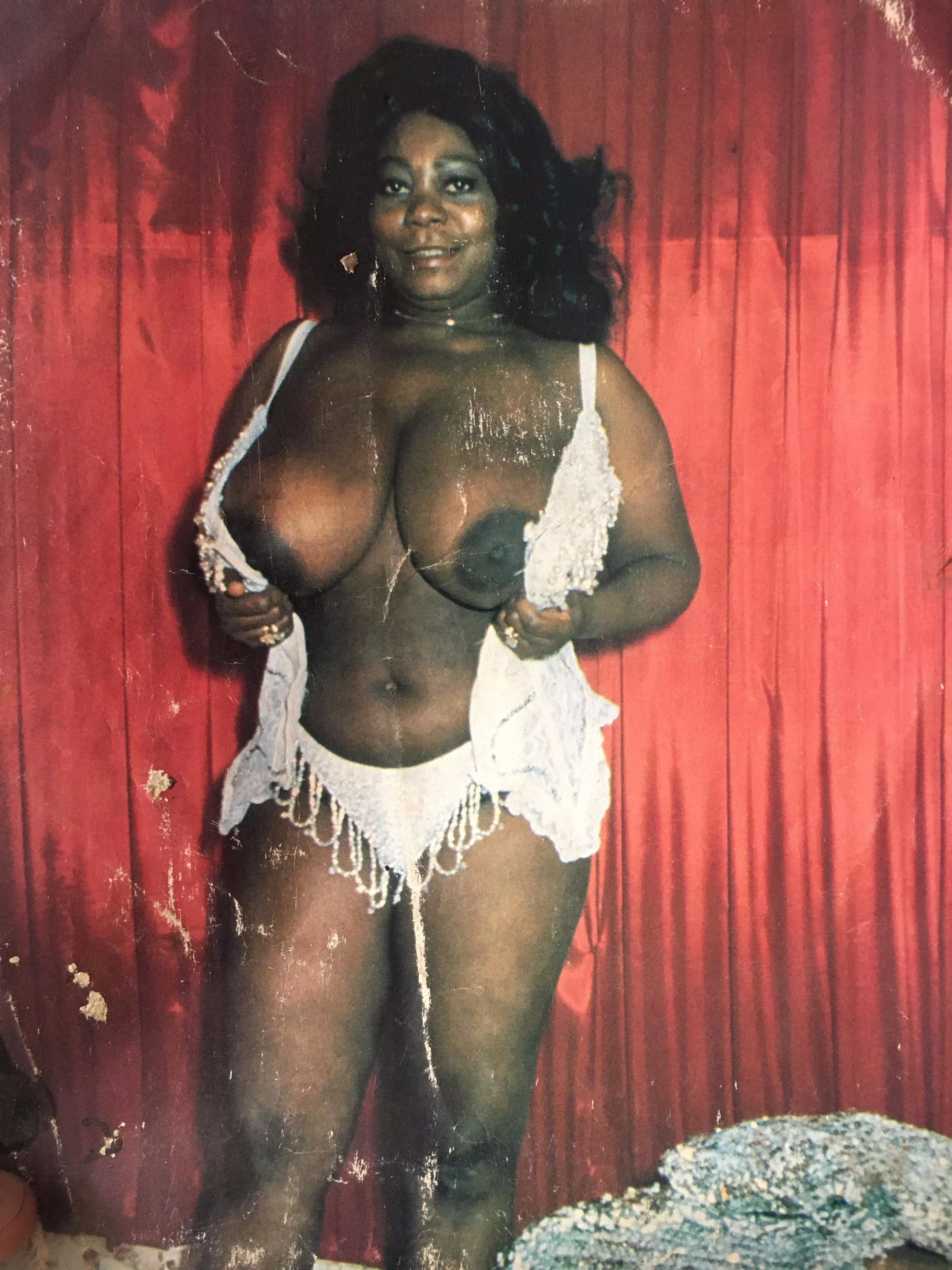 Know her name? posted by WillyGfatP69